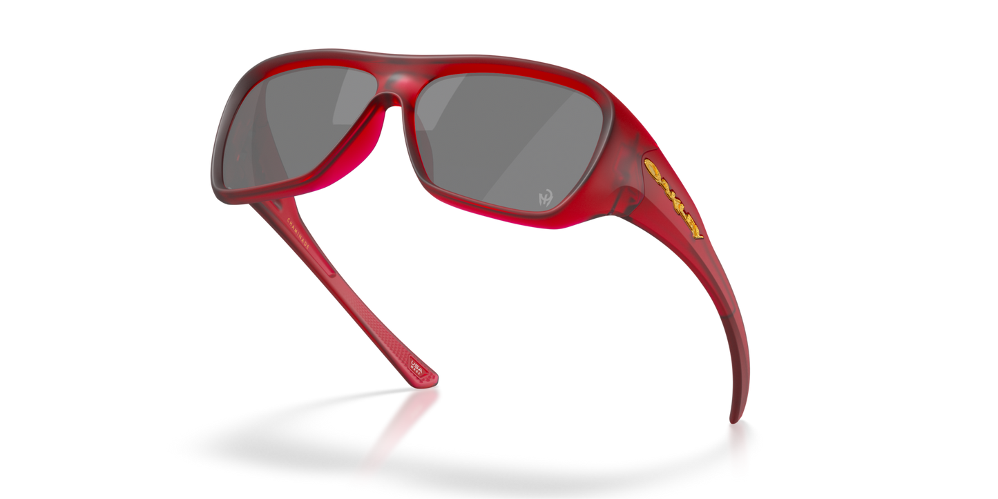 Oakley CHAMINADE 949206 Matte Transparent Red